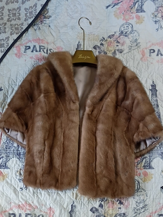 Jackets & Blazers - Authentic Brown Fur Short Shrug - 3/4 Sleeve Women’s Jacket